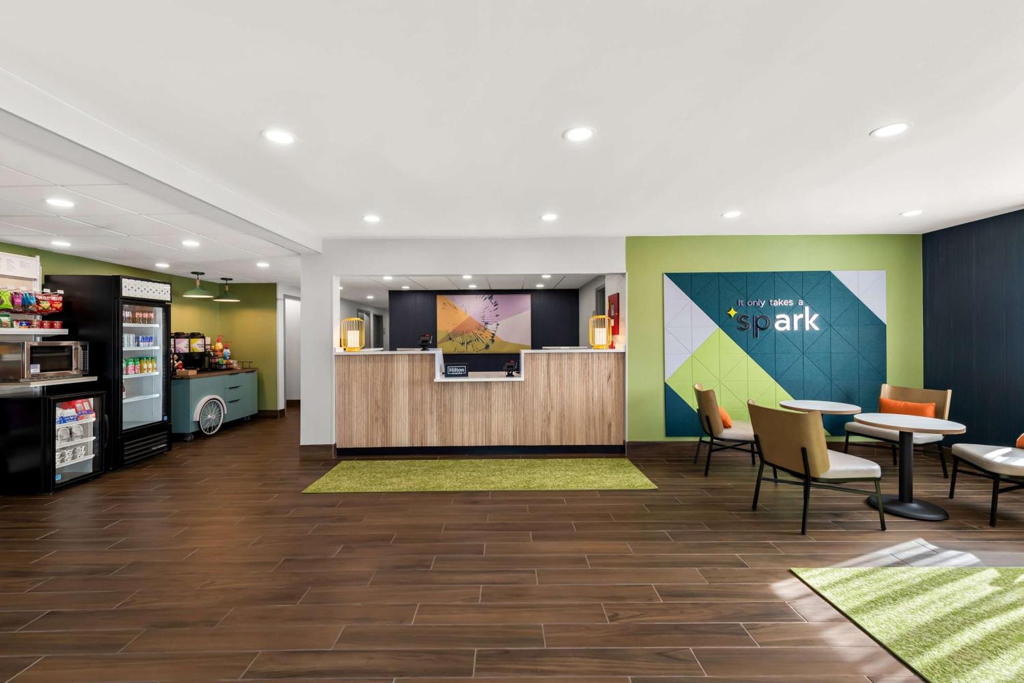 Spark By Hilton Norfolk Exterior foto